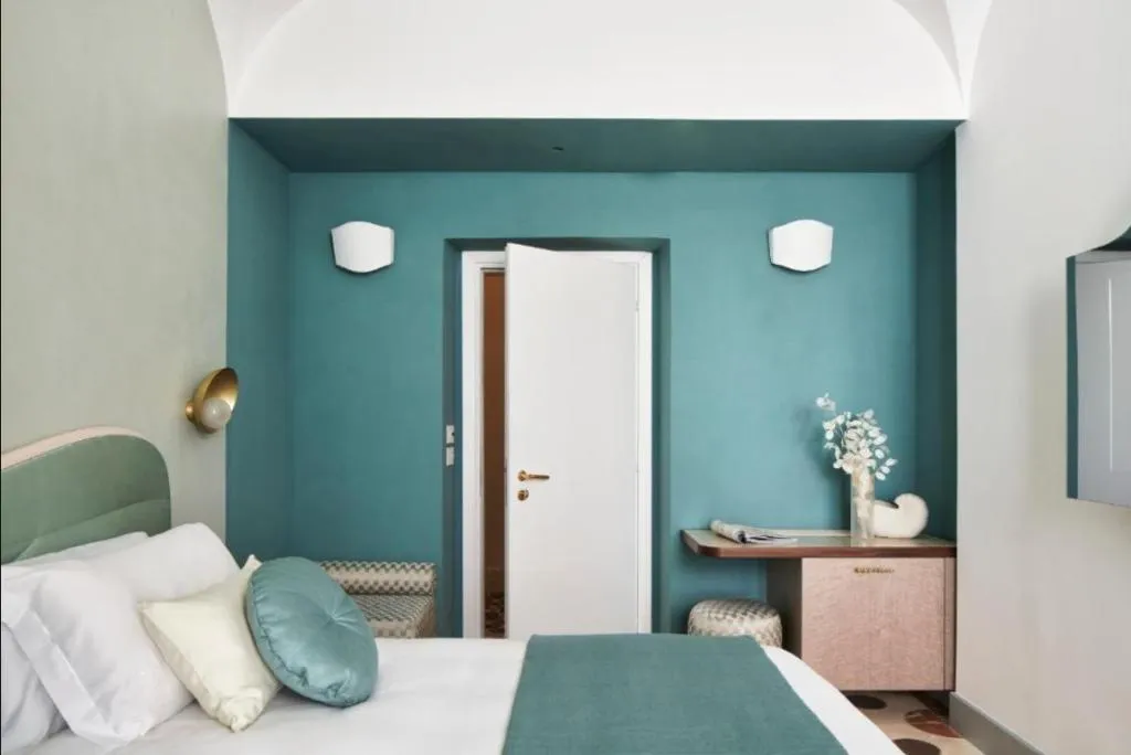 Double or Twin DELUXE Room, Palazzo Avino, Naples