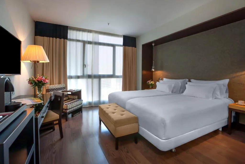Room, NH Collection Sevilla, Seville