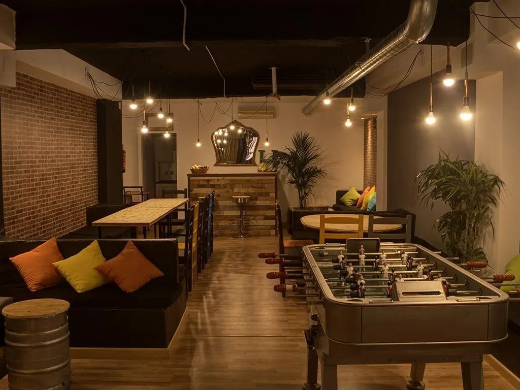 Sports and Entertainment, Olé Backpackers Hostel, Costa Blanca