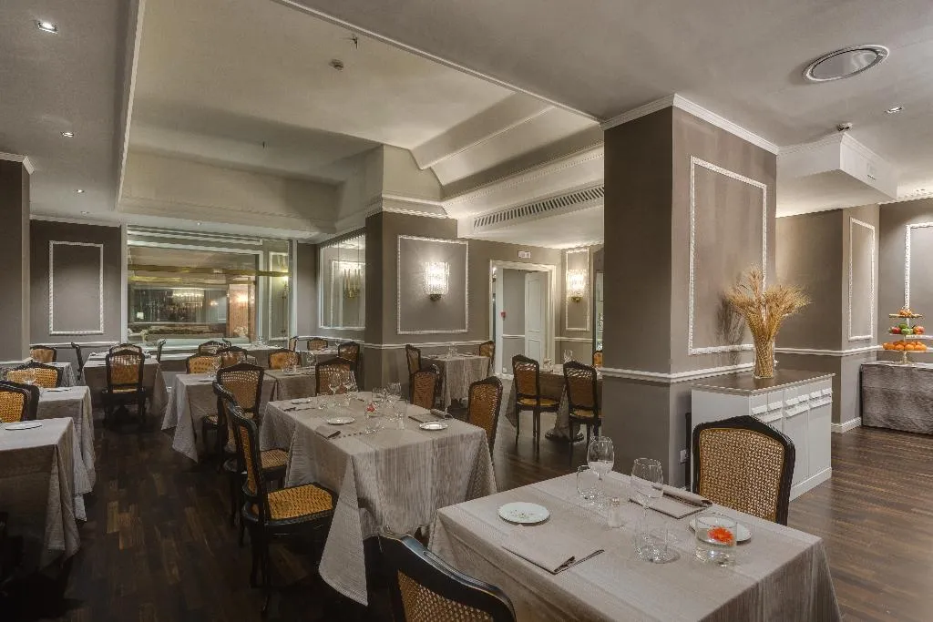 Restaurant, Plaza Lucchesi, Florence