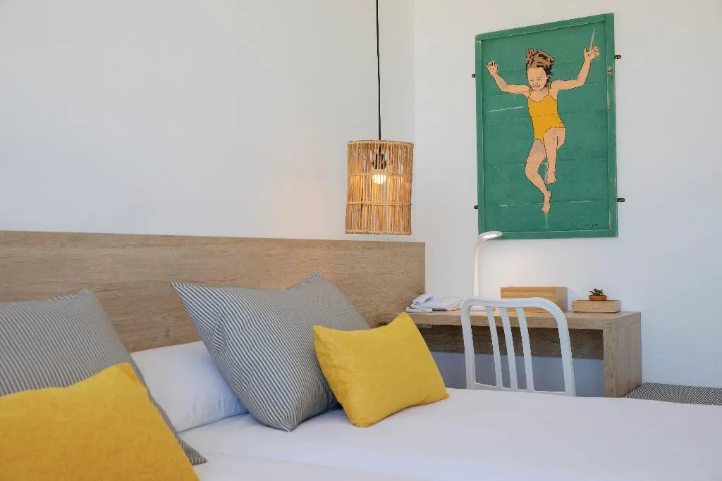 Room, whala!fun, Majorca