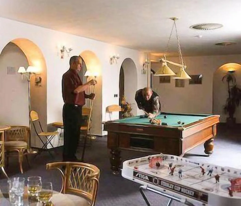 Sports and Entertainment, Hotel Concertino Zlata Husa, Prague
