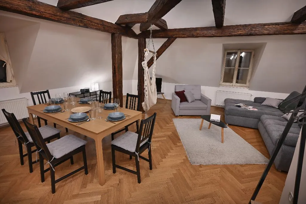 APARTMENT THREE BEDROOMS Room, Boutique Apartments White Swan, Prague