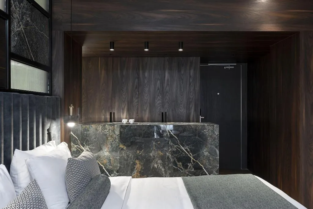 SUITE KING BED WITH JACUZZI Room, Stanley, Athens