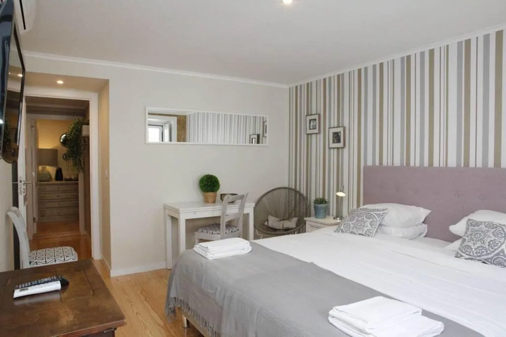 Room, Flores Guest House, Lisbon