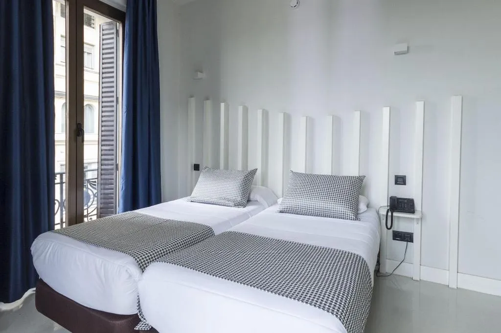 Room, Hostal El Carmen, Madrid