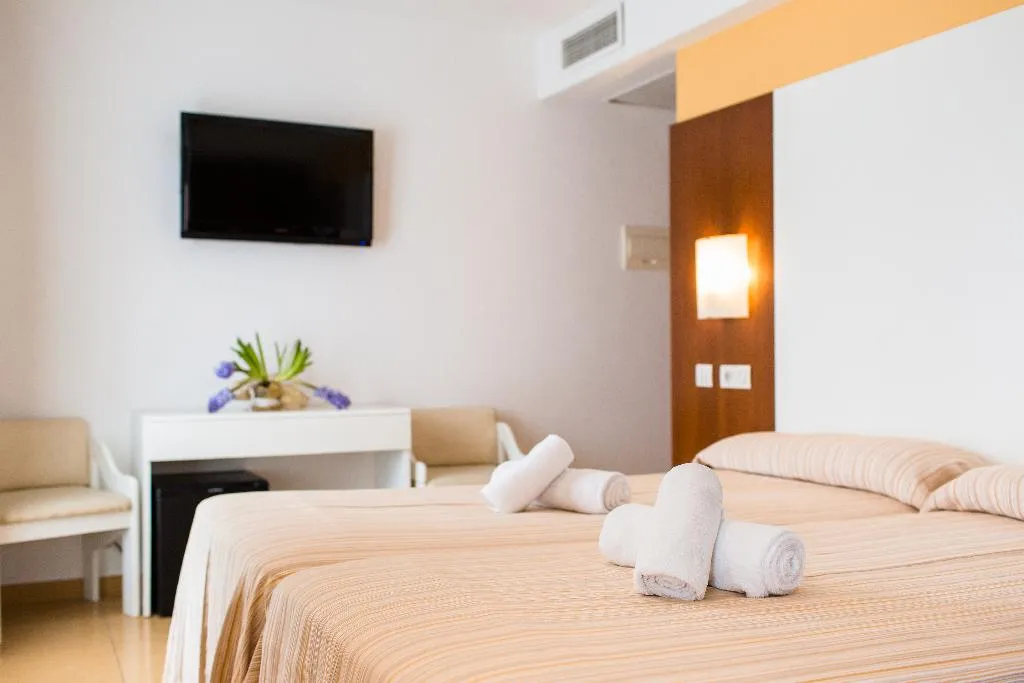 SINGLE STANDARD Room, Sagitario Hostal Ciutadella, Menorca