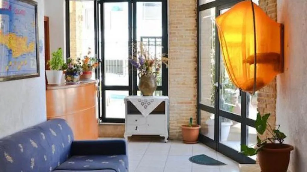 Lobby, Argo Studios, Crete