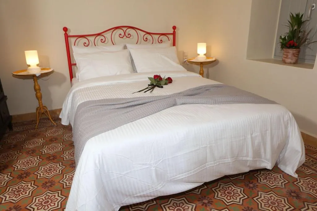 Room, Nomikos Mansion, Santorini