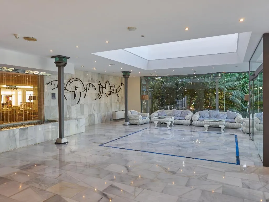 Lobby, Oleander, Majorca