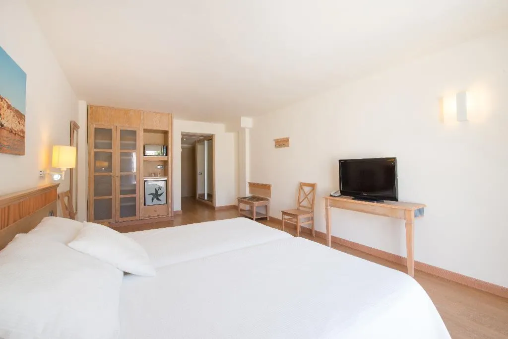 DOUBLE SUPERIOR Room, Iberostar Waves Club Cala Barca, Majorca