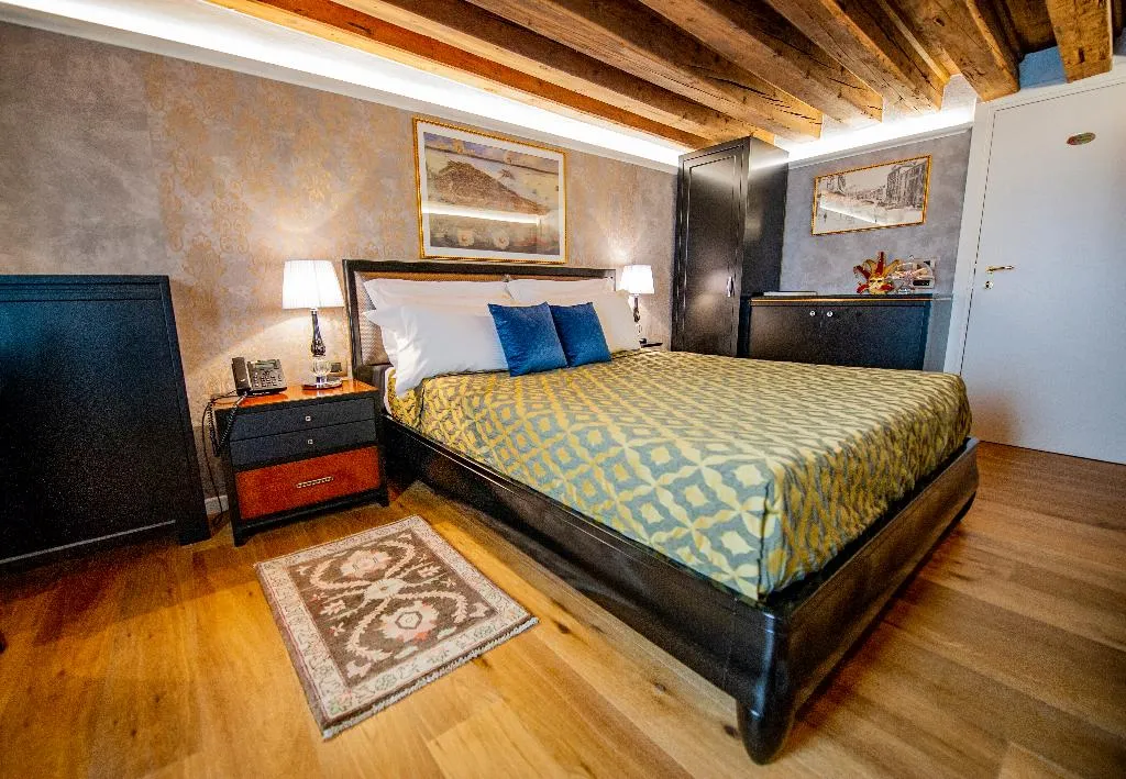 DOUBLE STANDARD Room, EGO' Residence Venice, Venice