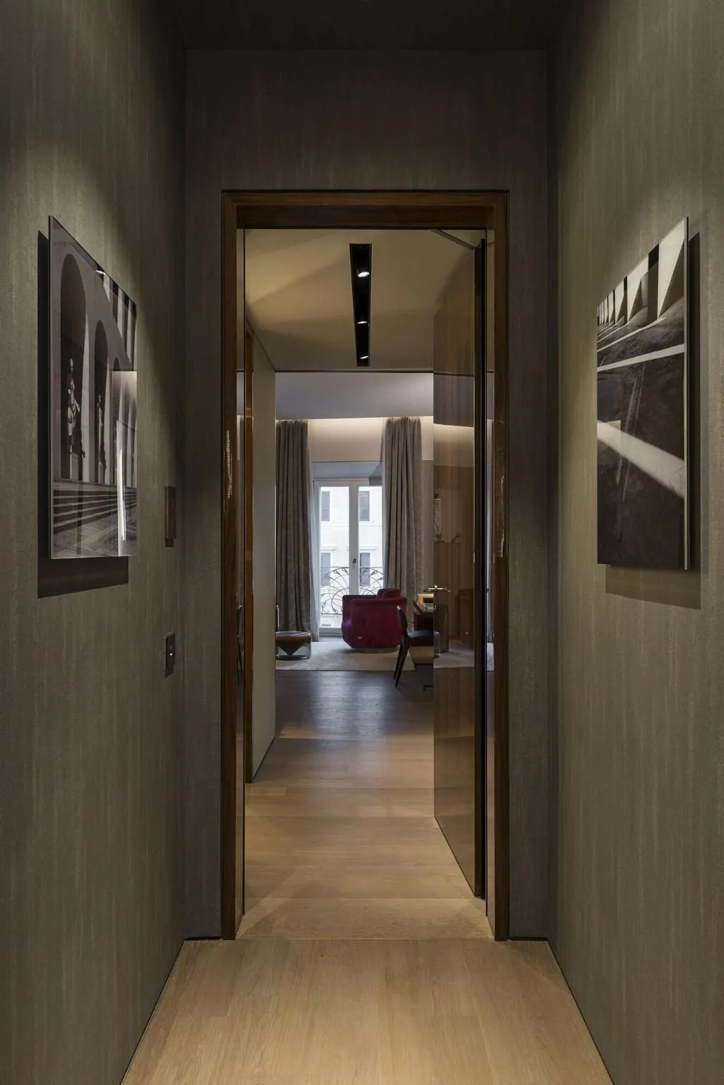 SUITE DELUXE KING BED Room, Fendi Private Suites, Rome