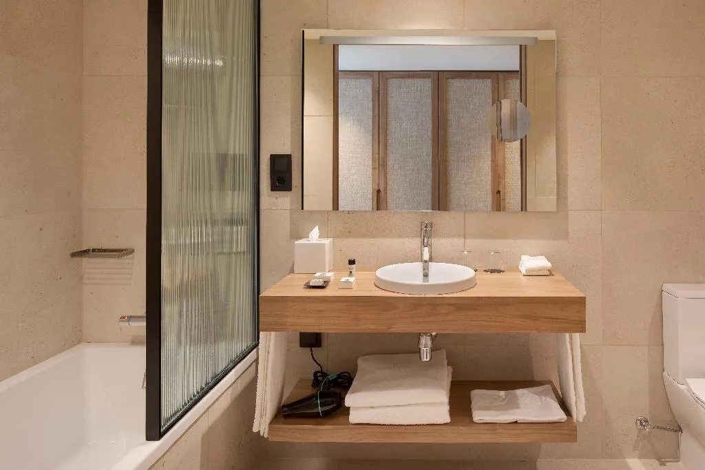 TRIPLE STANDARD Room, Atzavara Hotel Spa, Costa Brava