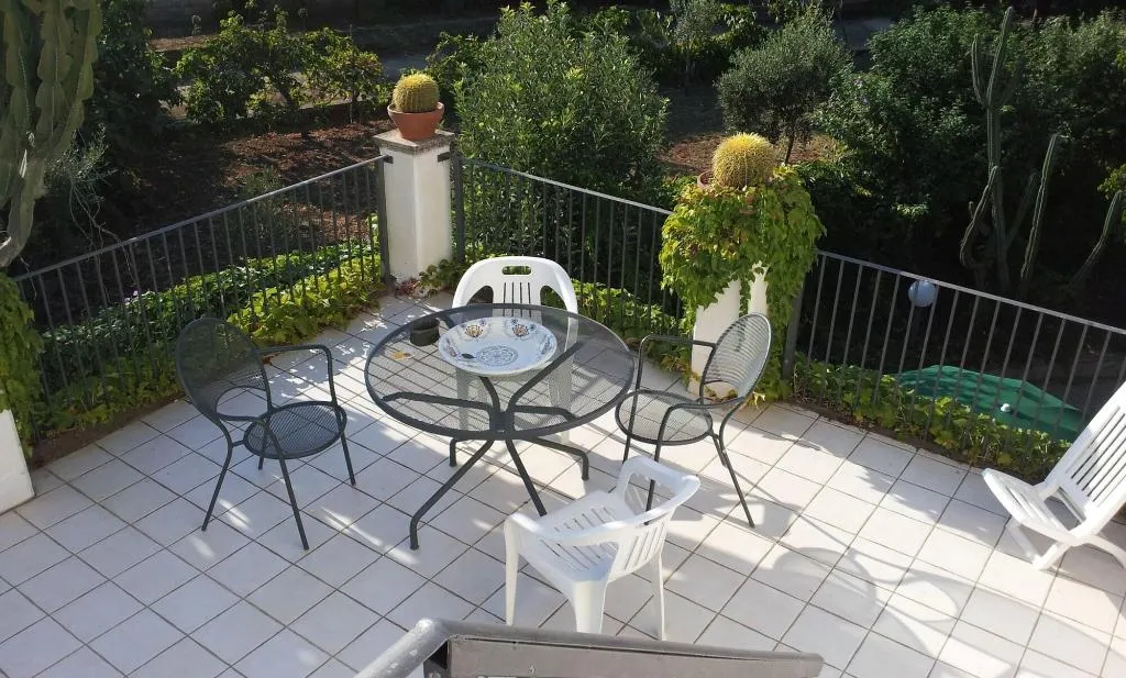 Terrace, Eurialo Green Suites, Catania