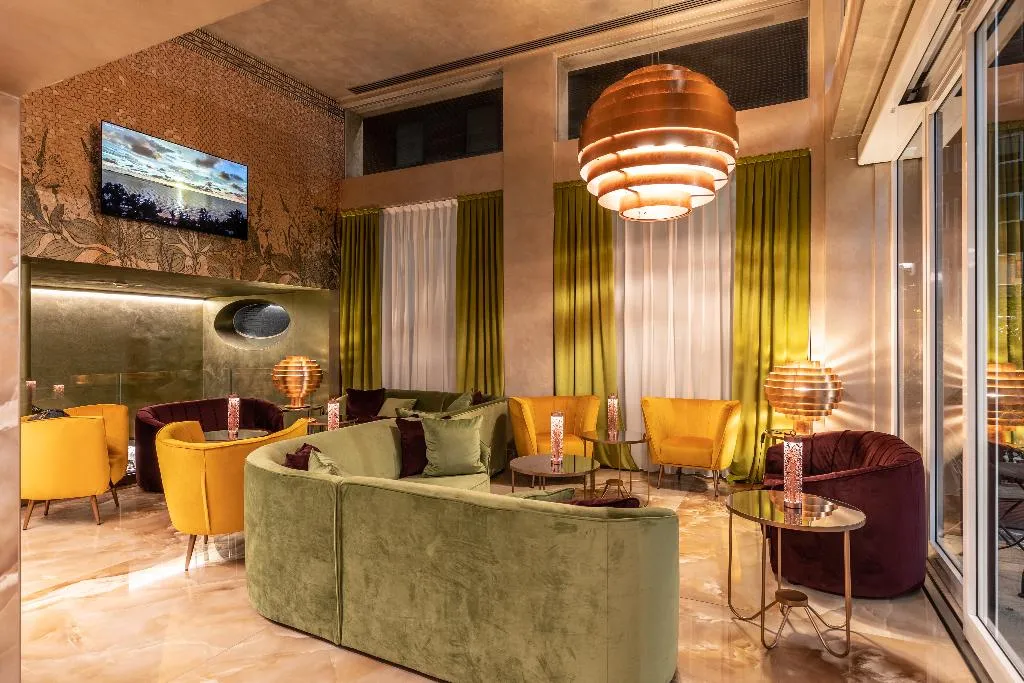 General view, Ariston Hotel, Milan