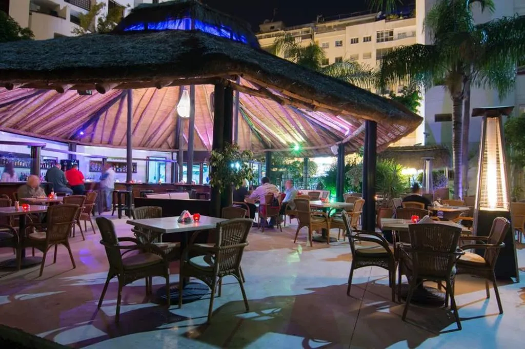 Restaurant, El Oumnia Puerto, Tangier