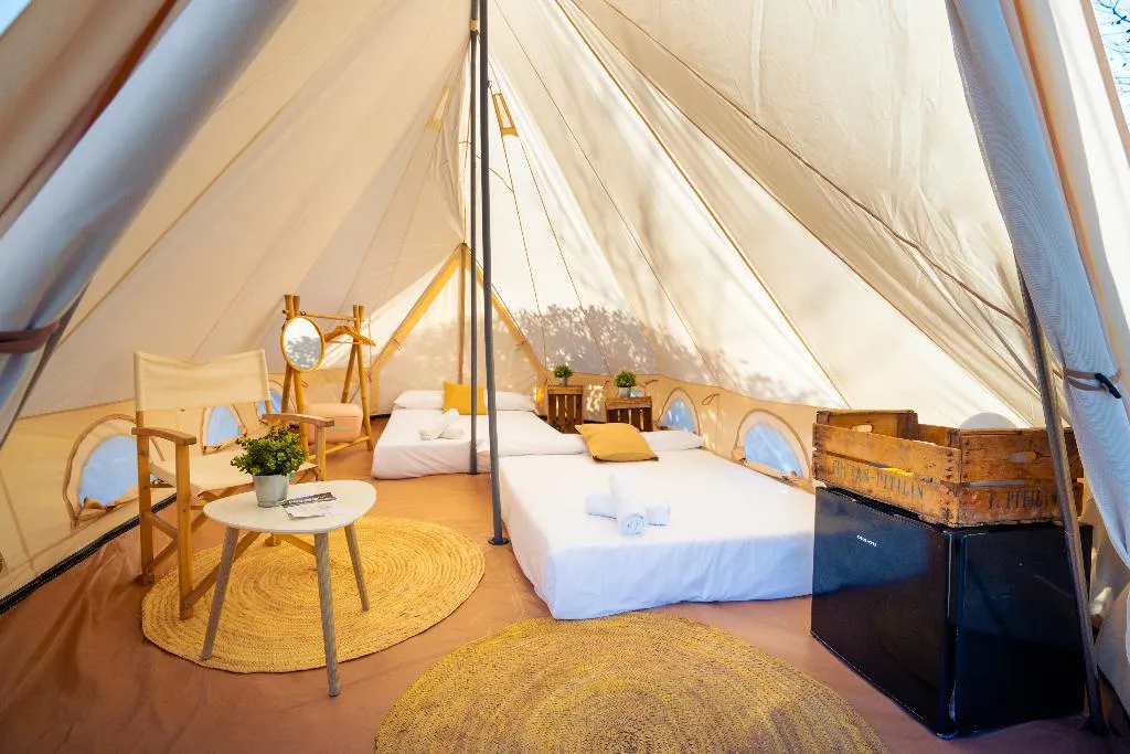 Tent CAPACITY 4 Room, Kampaoh Flumendosa, Cagliari