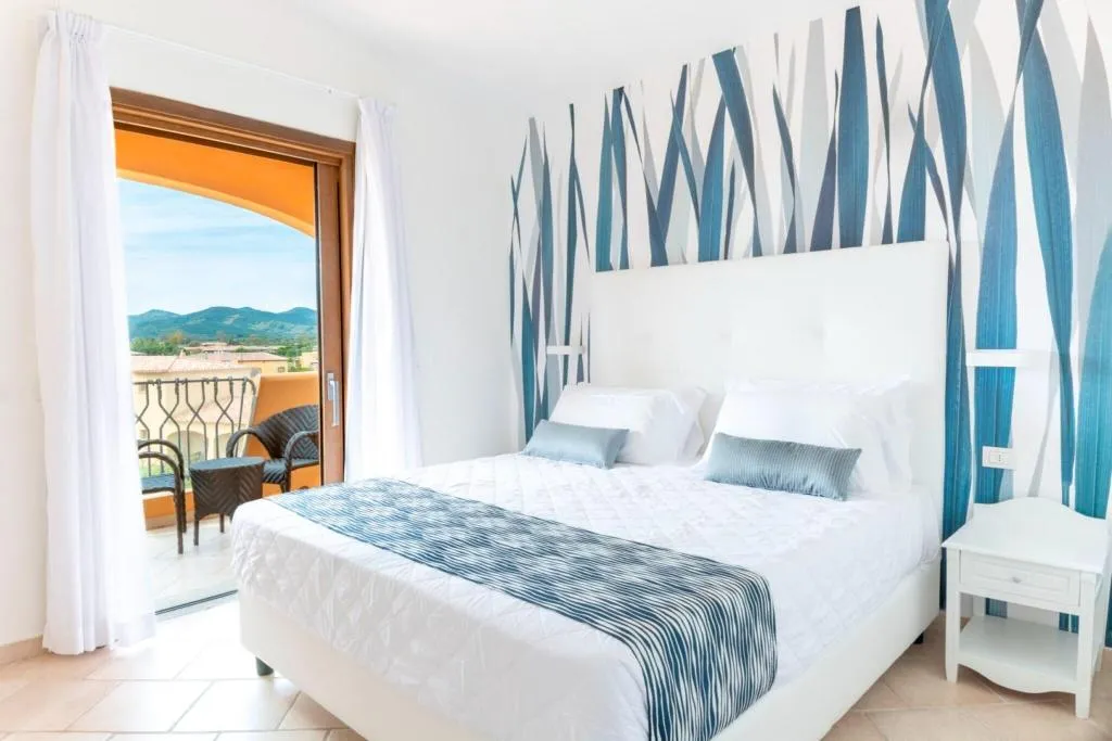 TRIPLE COMFORT Room, Janna'e Sole Resort, Olbia