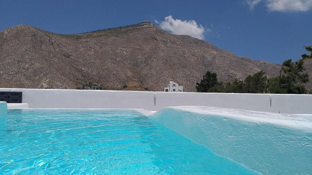 Sports and Entertainment, Filira Suites, Santorini