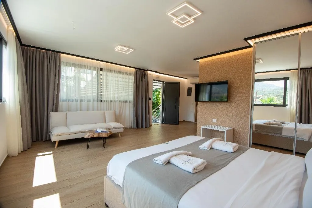 JUNIOR SUITE CAPACITY 2 Room, Lazar Lux Suites - Ammoudara, Crete