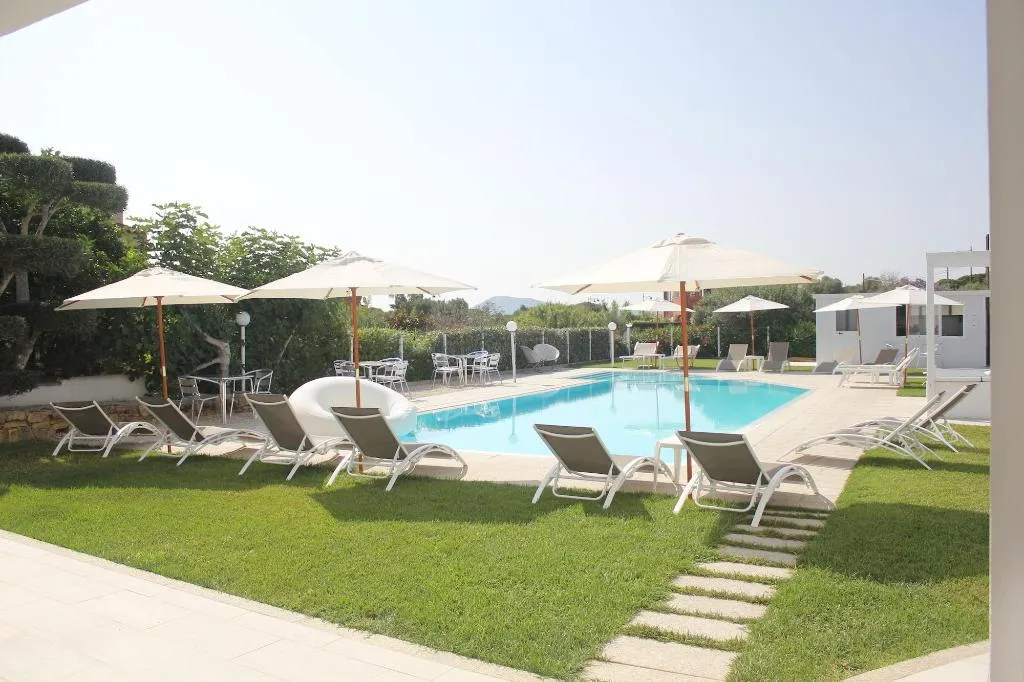 Sports and Entertainment, Al Mare Da Francesca, Olbia