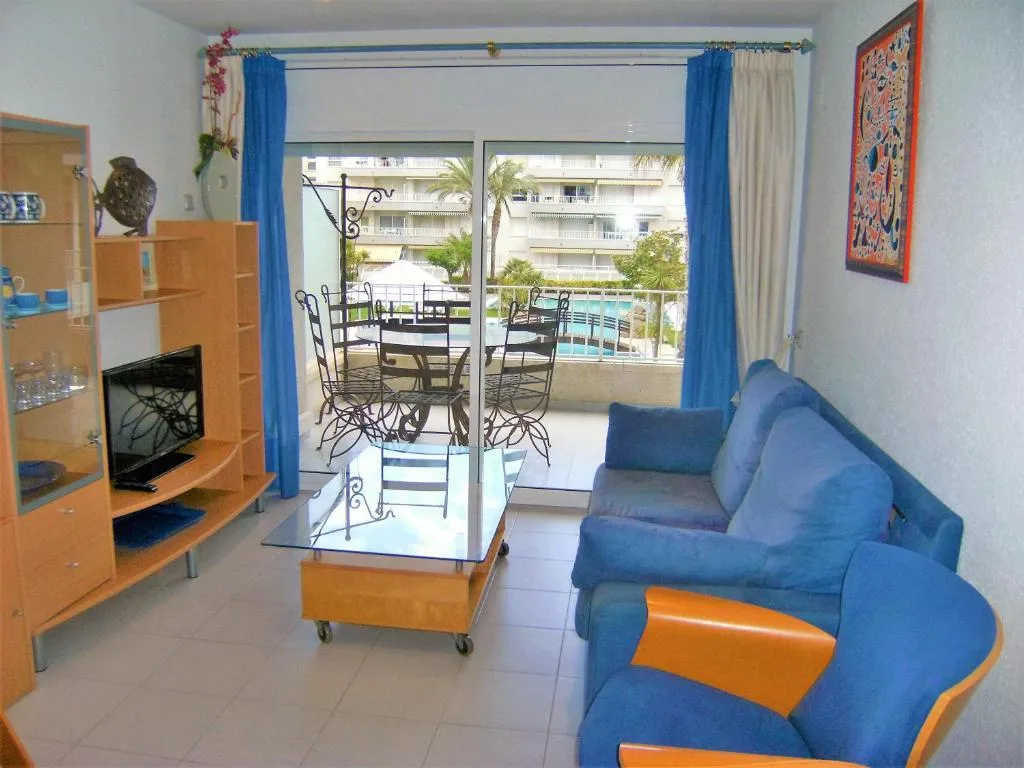 APARTMENT POOL VIEW TWO BEDROOMS Room, Illa Mar d'Or, Costa Brava