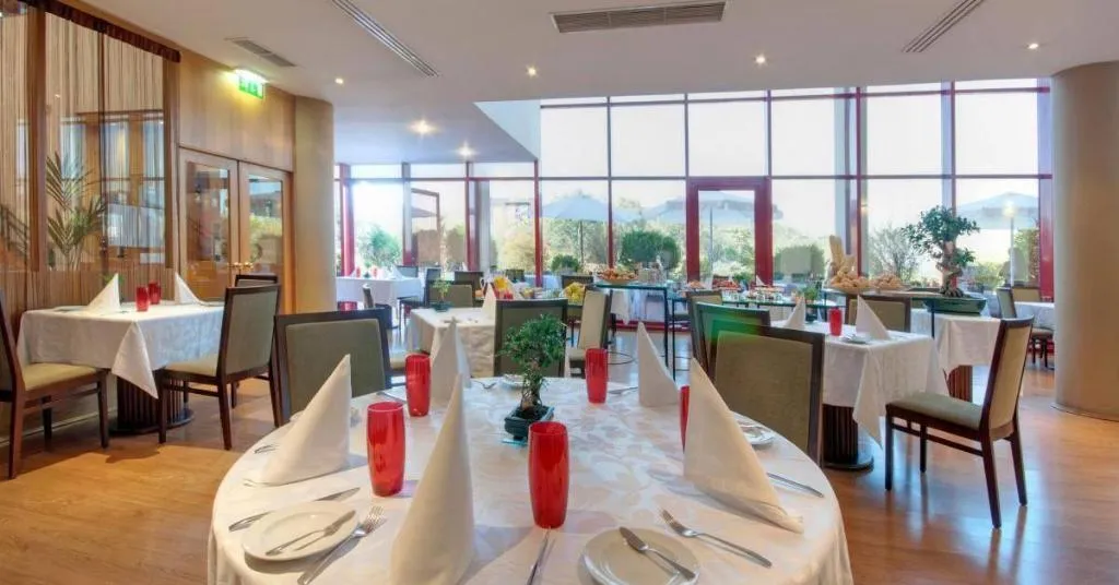 Restaurant, Aeminium Coimbra, Affiliated by Meliá, Porto