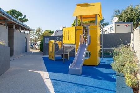 Medora Orbis Luxury Homes & Camping, Split
