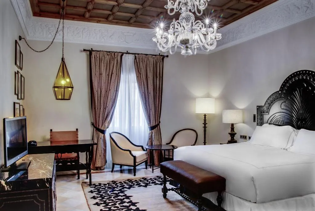 Room, Alfonso XIII, Seville