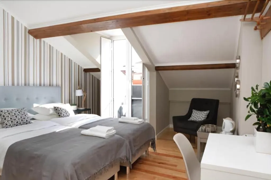 Room, Flores Guest House, Lisbon