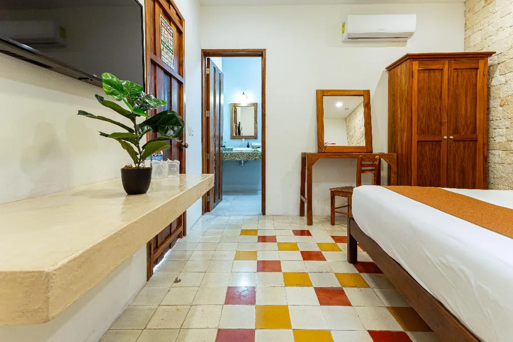 SUITE DELUXE ONE BED Room, Casa Hipil, Cancun Area