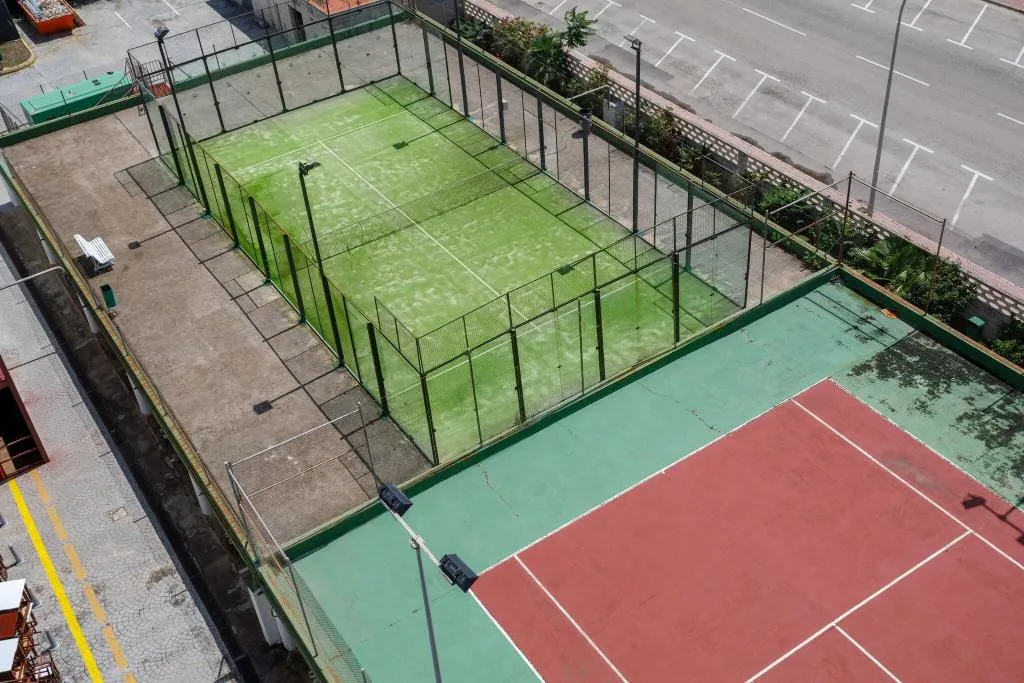 Sports and Entertainment, Tres Anclas, Valencia