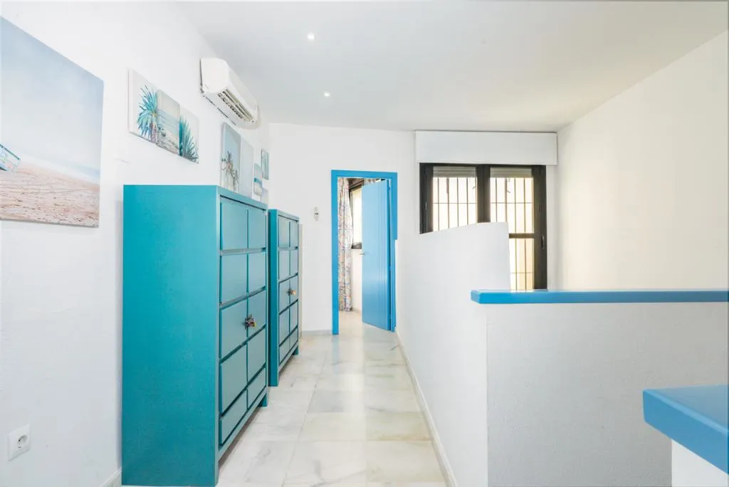 APARTMENT THREE BEDROOMS Room, Smartr Sevilla Las Dueñas, Seville