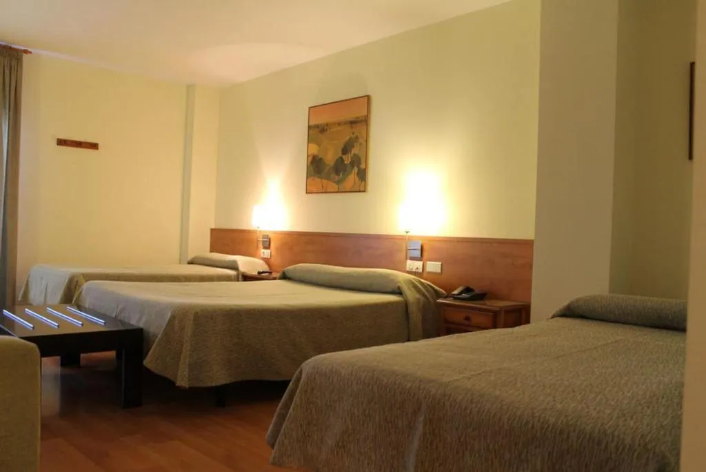 TWIN STANDARD Room, Flora Parc, Barcelona