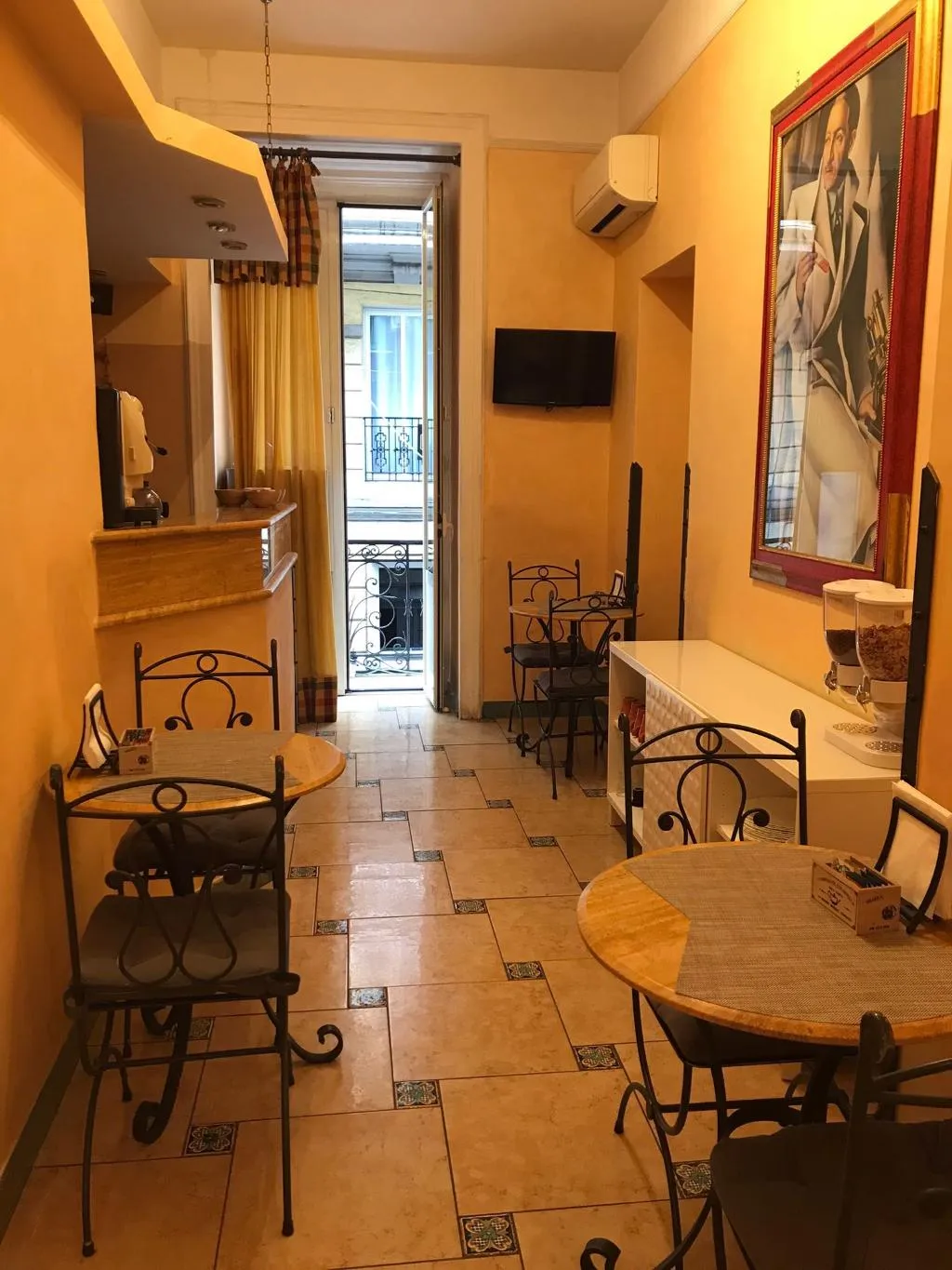 Bar, Schilizzi, Naples