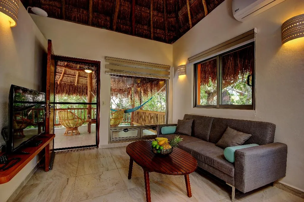 BUNGALOW GARDEN VIEW Room, Riviera Maya Suites, Playa Del Carmen