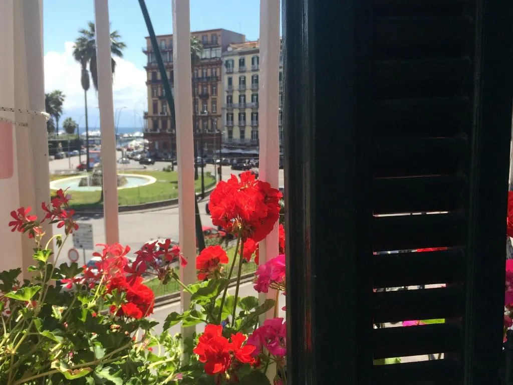 General view, Base Napoli B&B, Naples