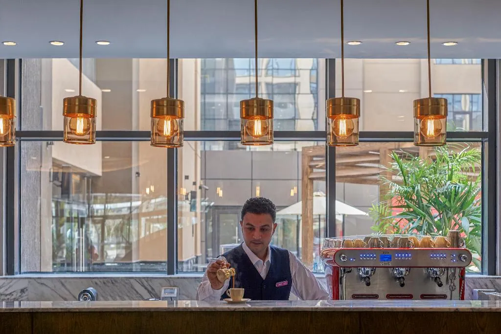 Bar, Crowne Plaza West Cairo - Arkan, Cairo