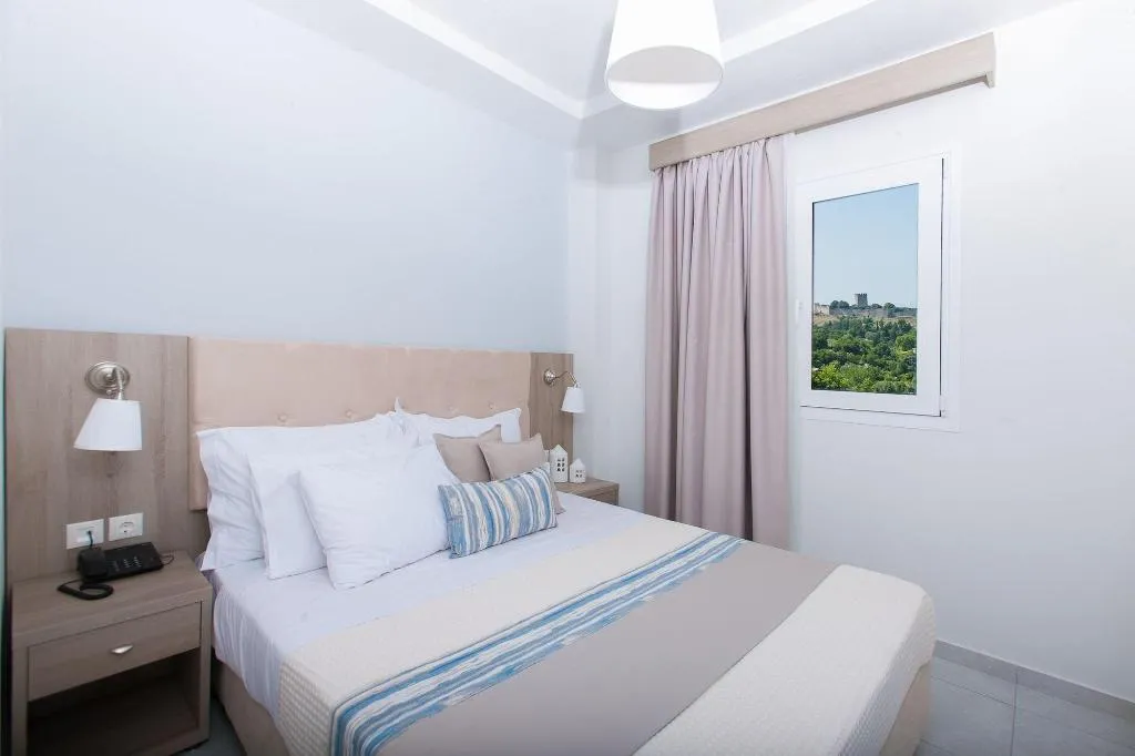 Room, 12 Olympian Gods, Thessaloniki