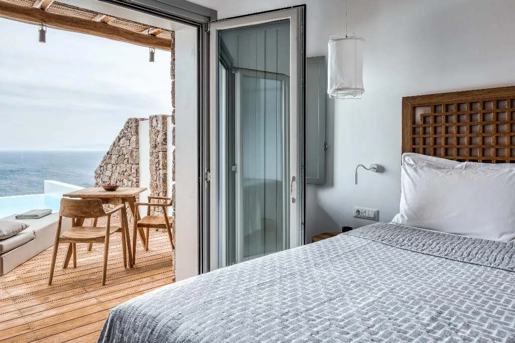 JUNIOR SUITE WITH PRIVATE POOL Room, Alissachni Mykonos, Mykonos