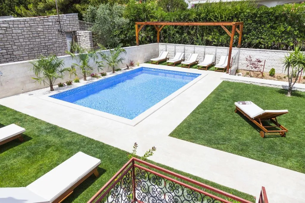 Sports and Entertainment, Villa Mediterranea, Split
