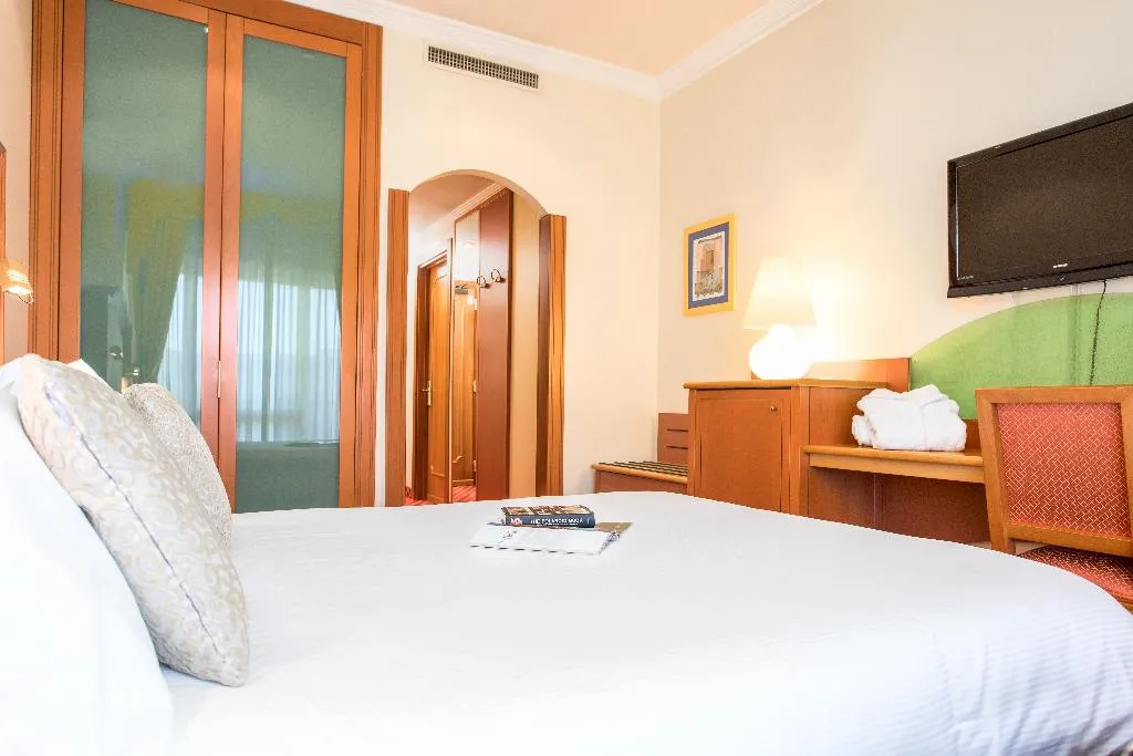 DOUBLE SINGLE USE SUPERIOR Room, Galzignano Resort Terme & Golf - Hotel Sporting, Venice