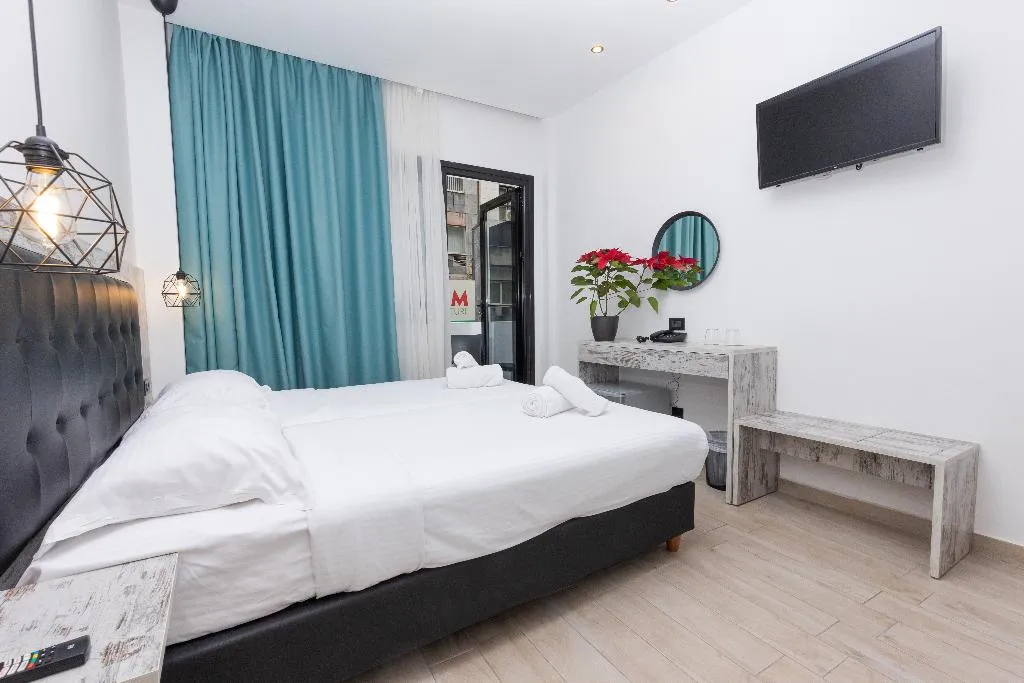 Double or Twin WITH BALCONY Room, Evita Asty, Athens