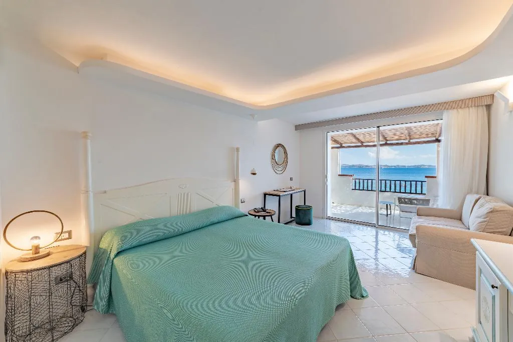 DOUBLE SUPERIOR SEA VIEW Room, La Bisaccia Hotel, Cagliari