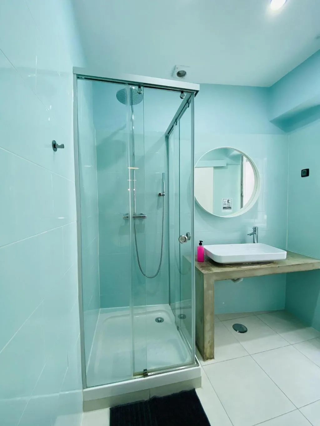 Room, Green Heart Hostel, Lisbon