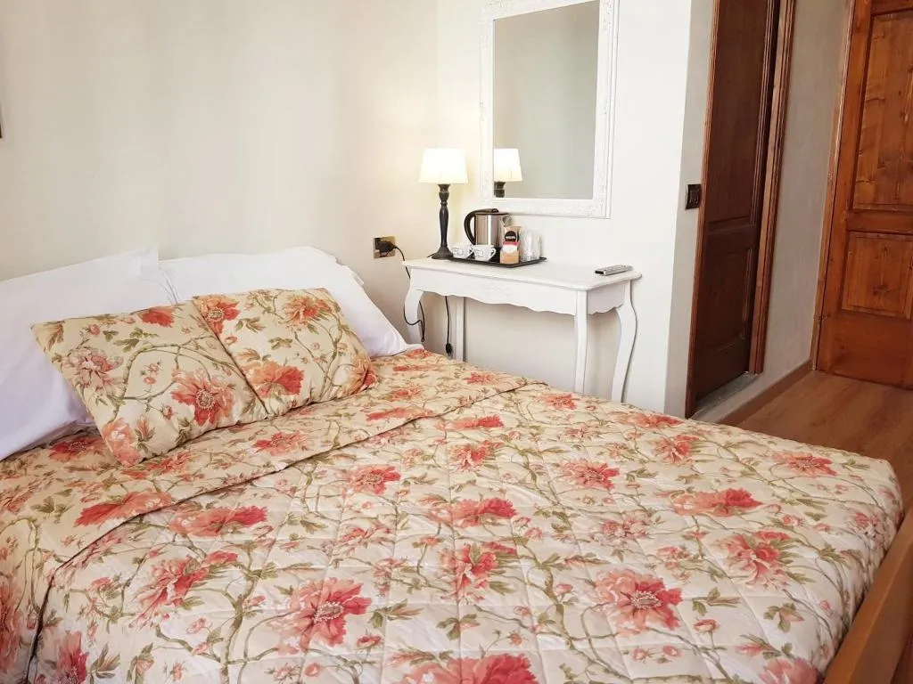 Room, Lady Luna B&B, Florence