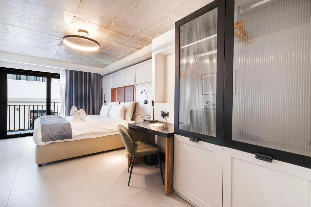 Double or Twin COMFORT Room, The Londoner Hotel Sliema, Malta