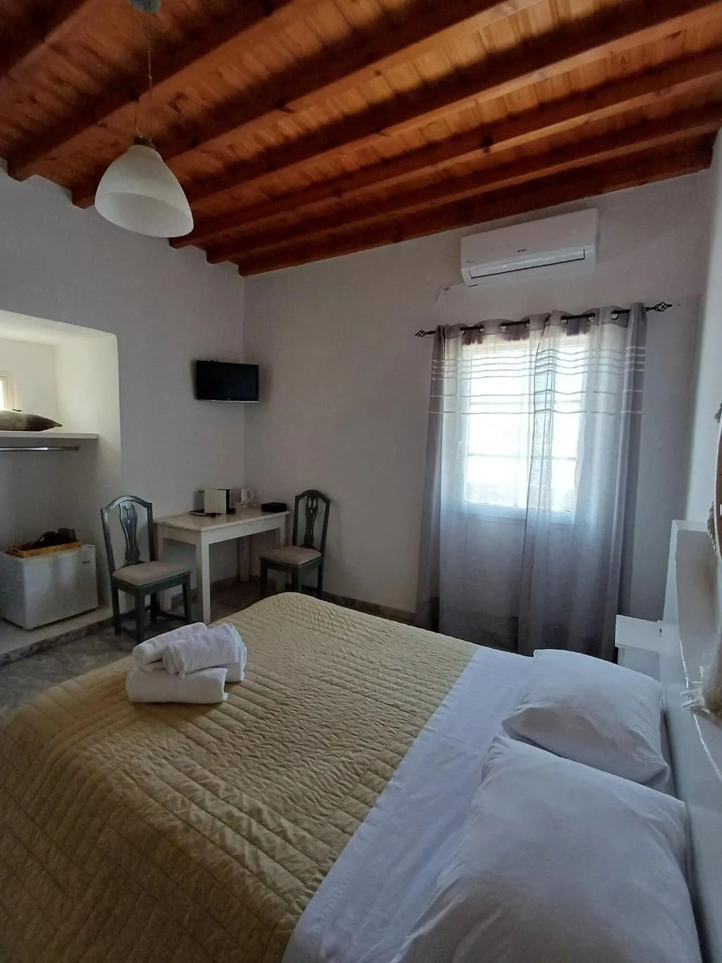 Room, Manos Rooms, Mykonos