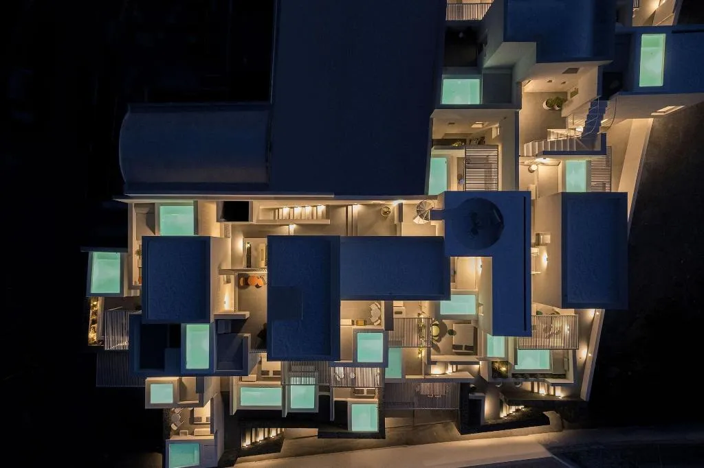 General view, Neo Luxury Suites, Santorini
